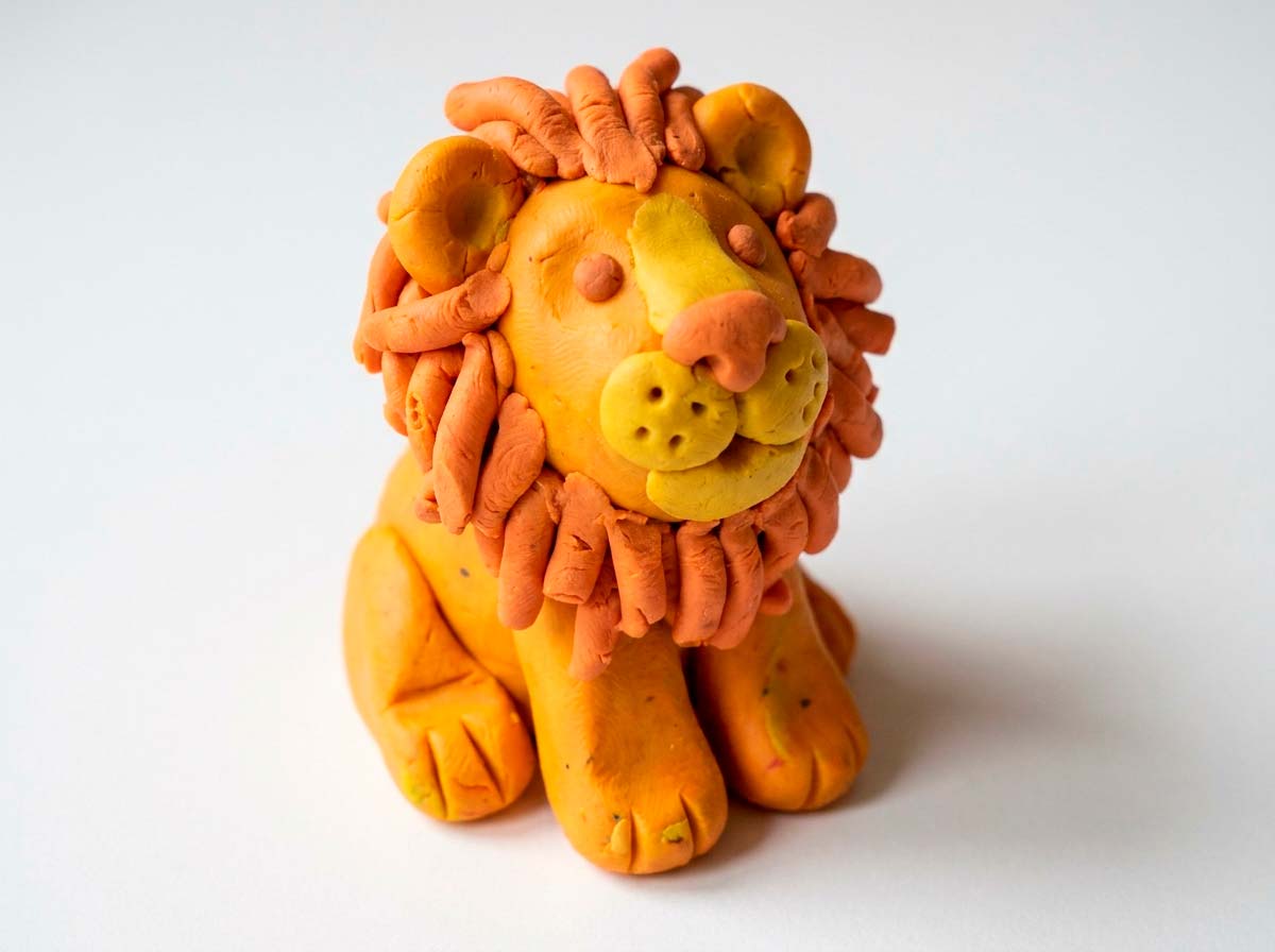 🦁 El león hecho con Plastilina Makyco